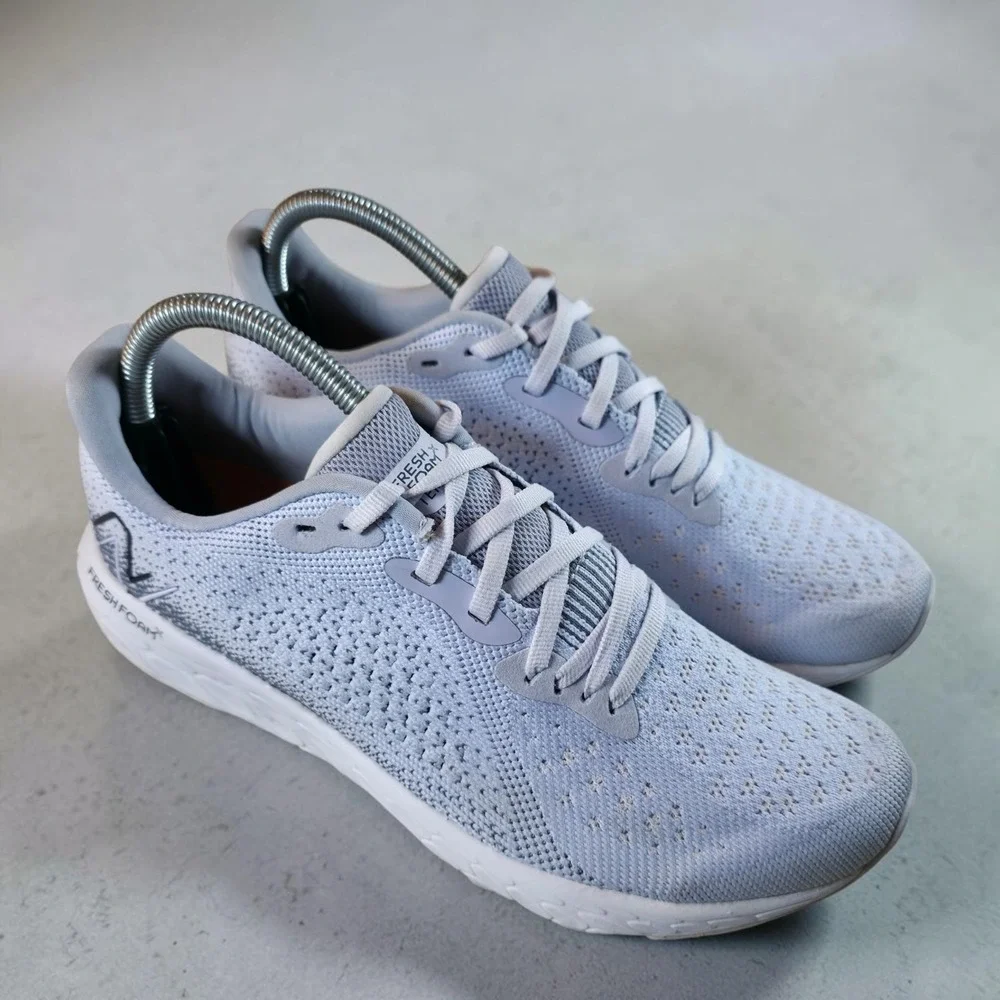 New Balance Fresh Foam Tempo Gray White Low Top Lace Up Sneakers Size 9.5 B